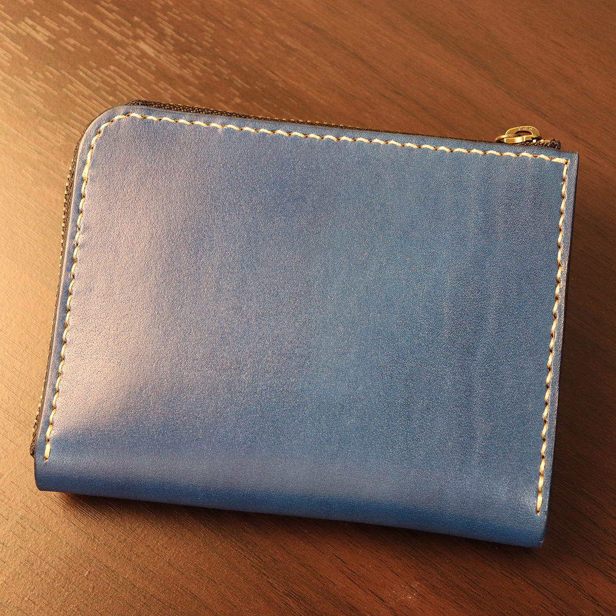 Gusseted Card L-Zip Wallet - ネイビー