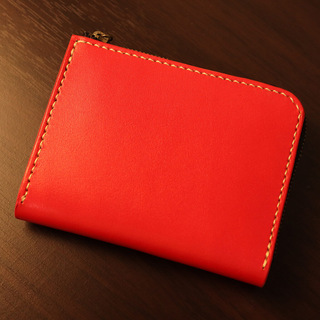 Gusseted Card L-Zip Wallet レッド