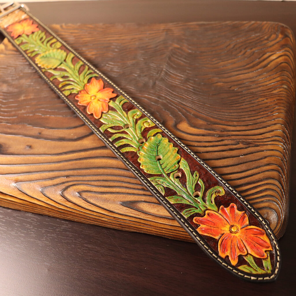 Tooled Wide Leather Collar | Carved Floral Design|ツールド ワイド レザーカラー|カービング フローラル デザイン|45cm|アンティーク色